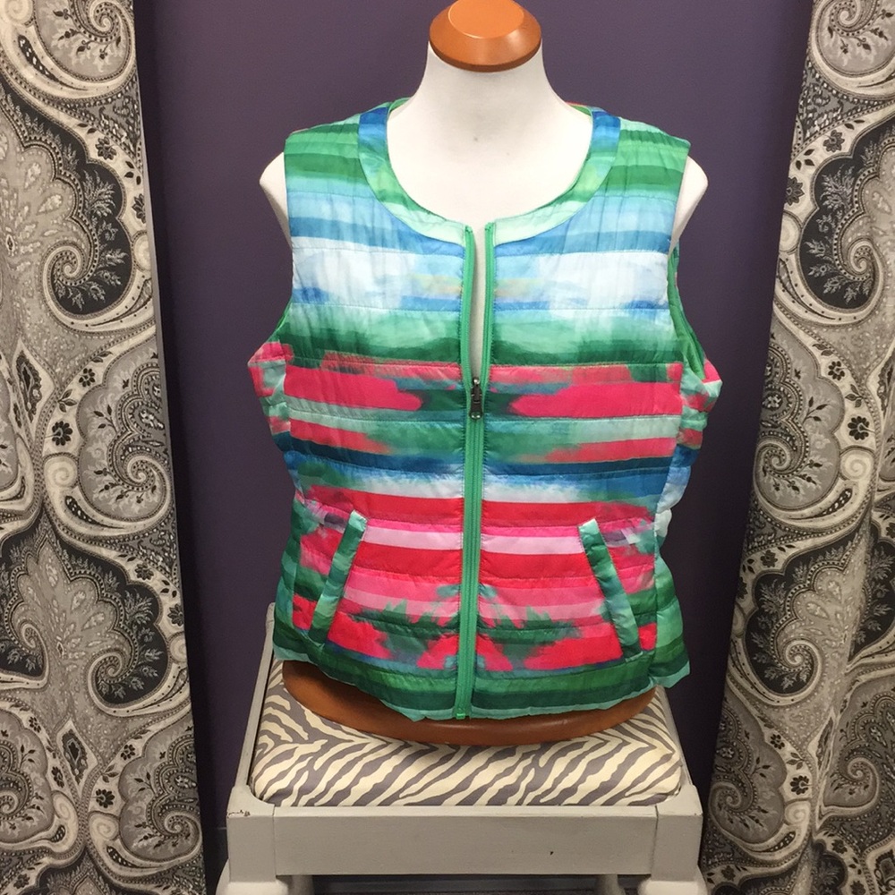 Lightweight reversible spring vest by YEST